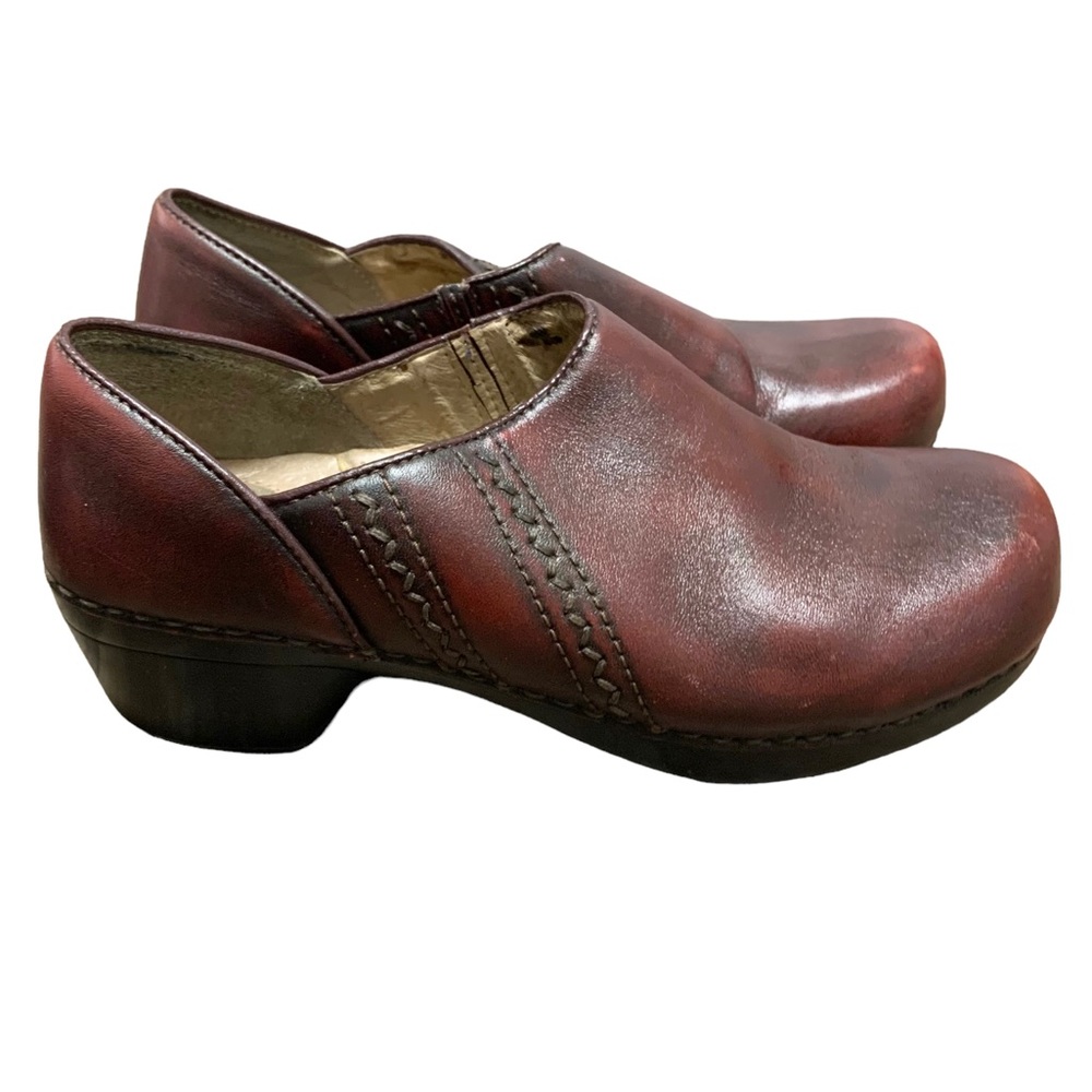 Dansko Women Red Maroon Leather Clogs Size 38 / US 7.5